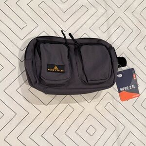 NWT Pure Cycles Hippie 2.5L Bag